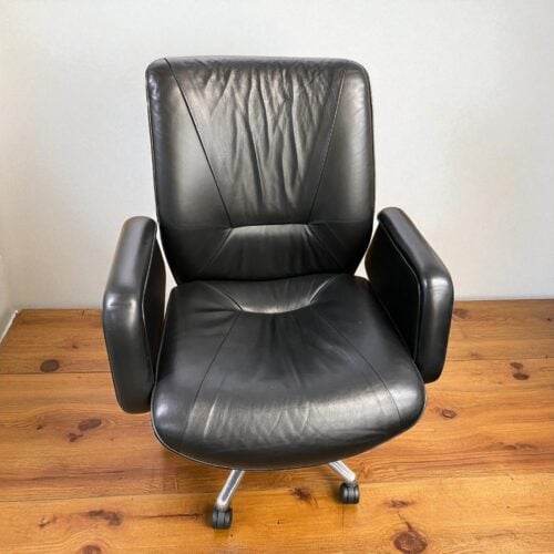 Keilhauer Executive Conference Chair, Black Leather