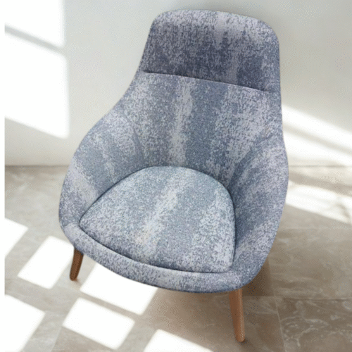 Gray Side Guest Chair – Neutral Upholstery – Guest Seating