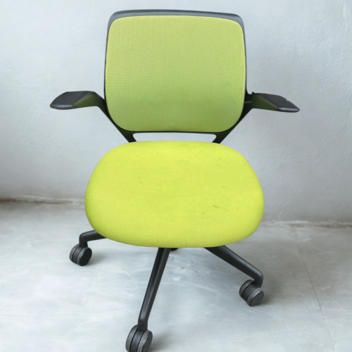 Modern Ergonomic Task Chair - Mesh Back, Vibrant Green