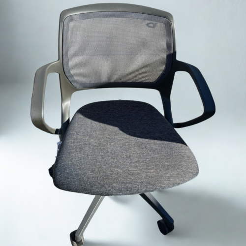 Mid-back Black Mesh Task Chair